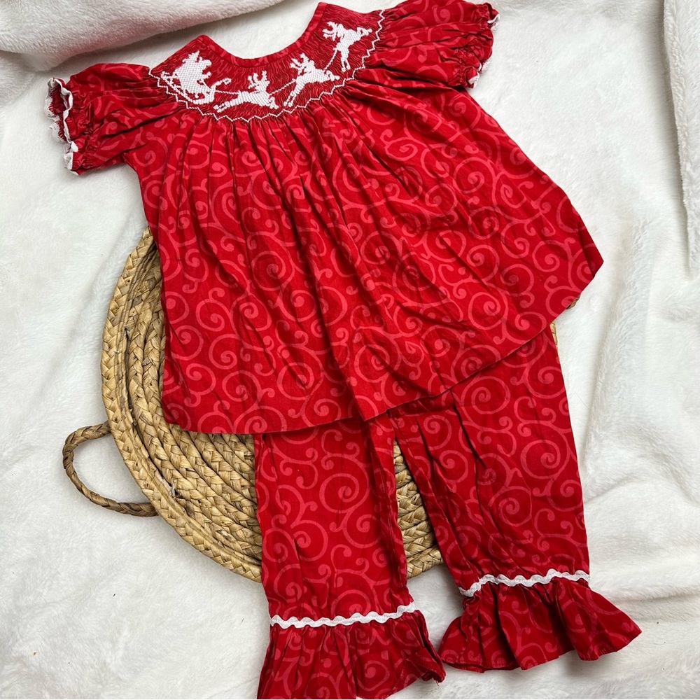 24m Banana Split Santa’s Sleigh Christmas Smocked Set